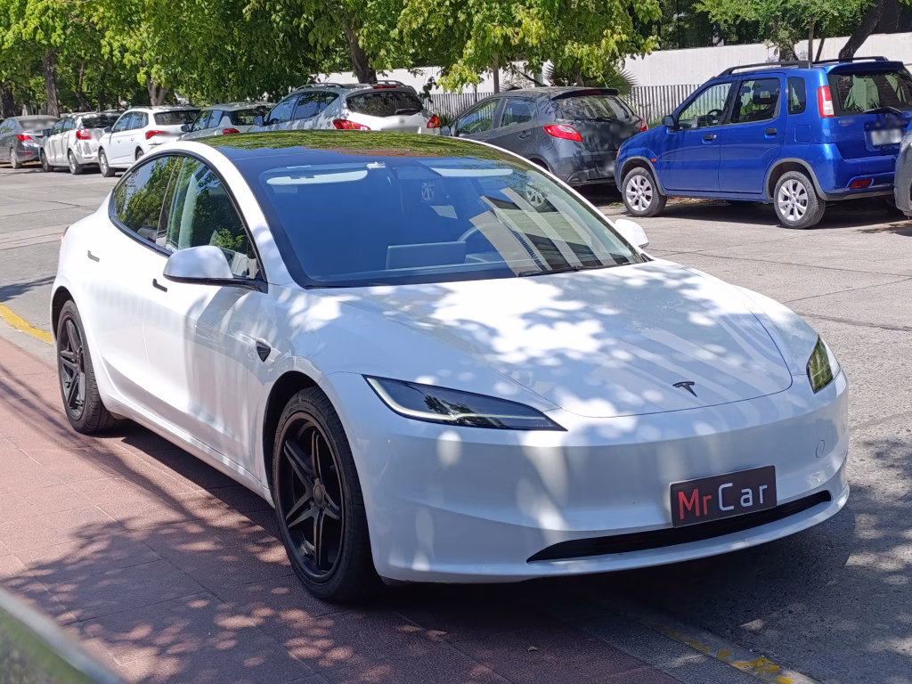 Tesla Model 3 Dual Motor-Long Range año 2025