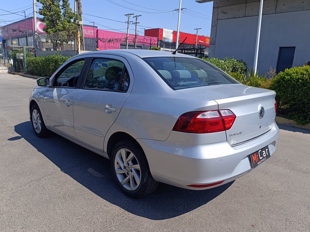 Volkswagen Voyage Higline año 2019