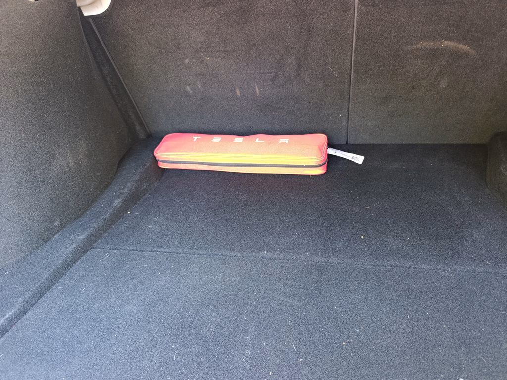 Tesla Model 3 Dual Motor-Long Range año 2025