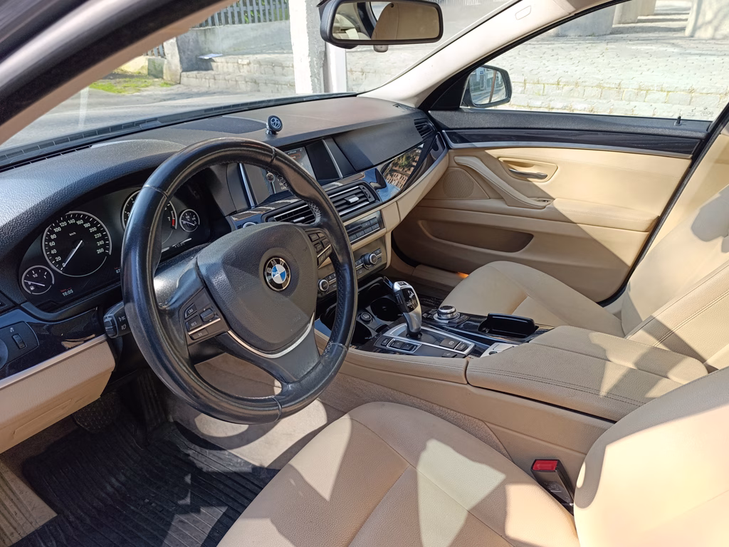 Bmw 520 I Lci año 2015