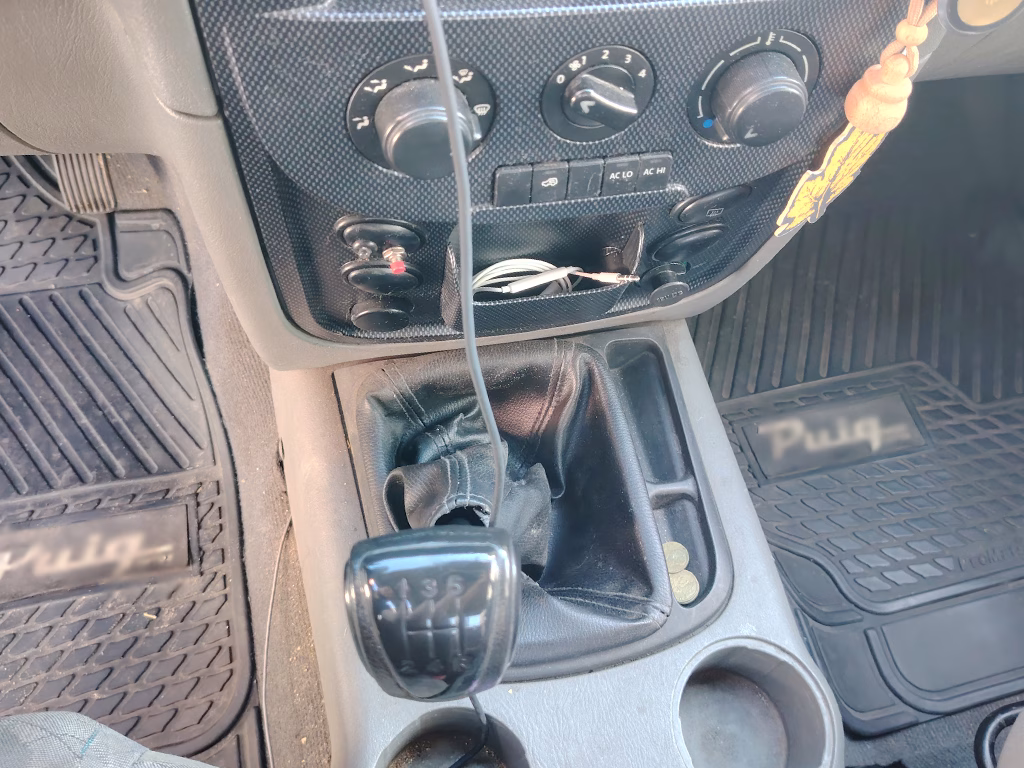 Mahindra Pik Up Pick Up 4x2 Diésel año 2014