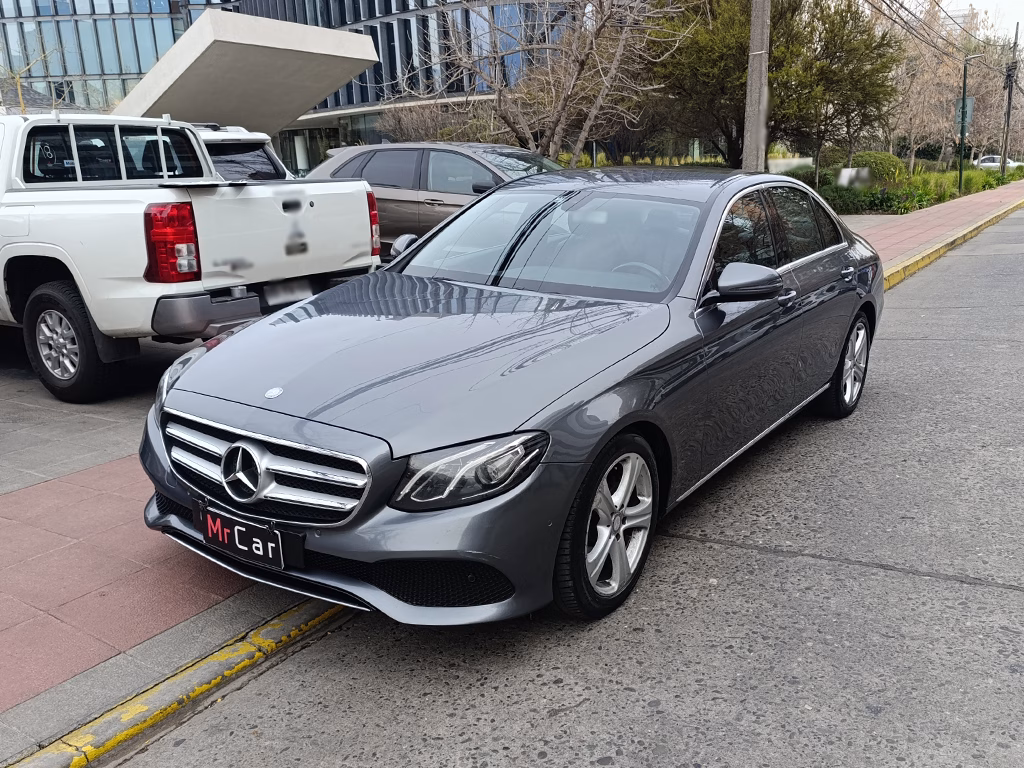 Mercedes-Benz E220 D No Se La Version año 2017