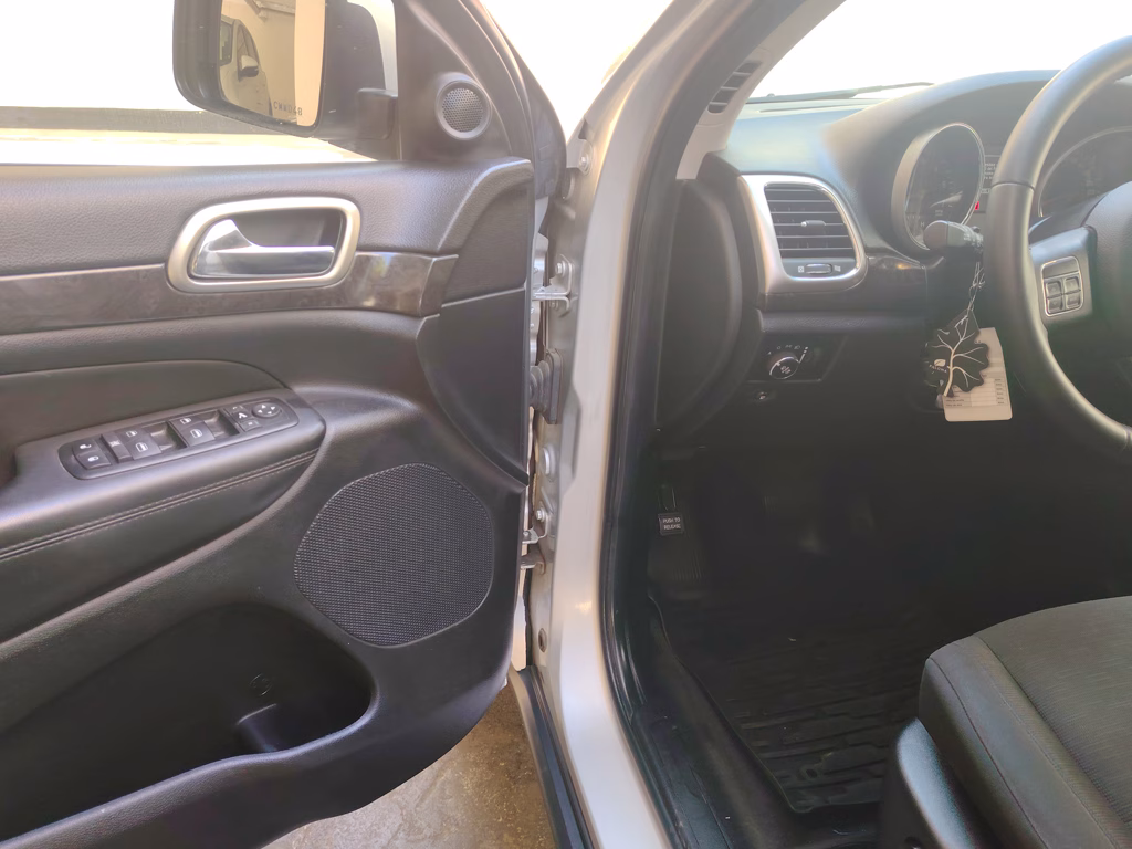 Jeep Grand Cherokee Laredo año 2011