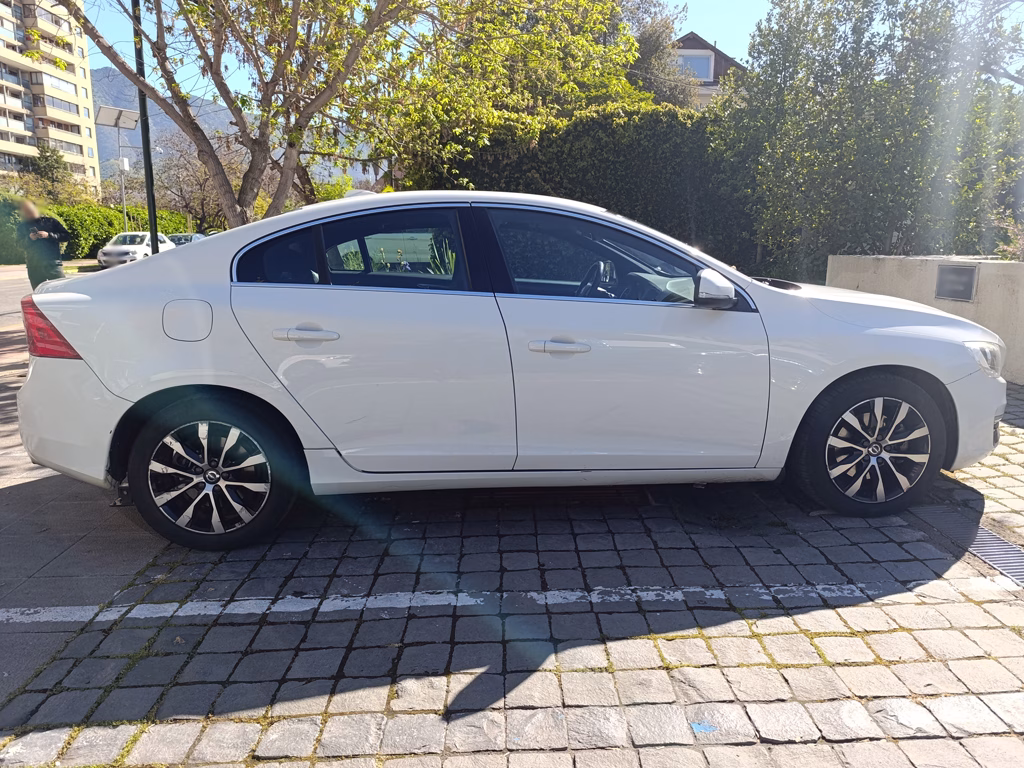Volvo S60 D2 Confort año 2019