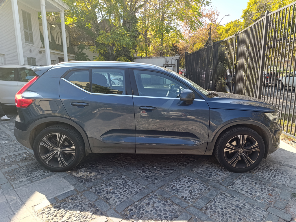 Volvo Xc40 T4 año 2022