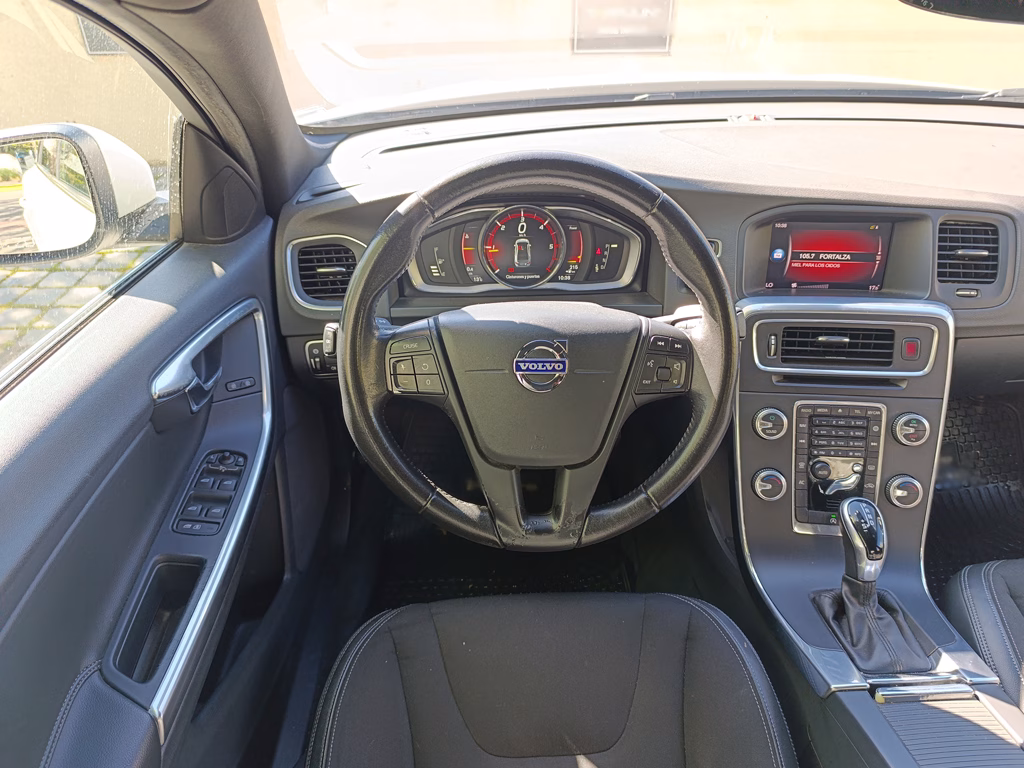 Volvo S60 D2 Confort año 2019