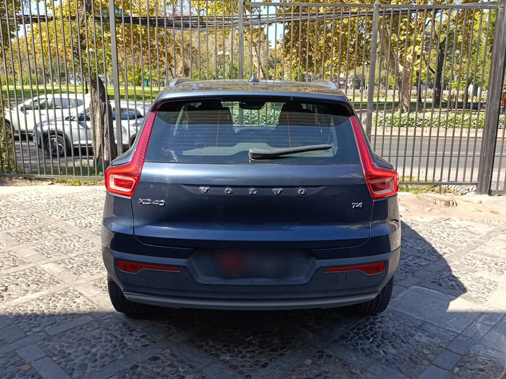 Volvo Xc40 T4 año 2022