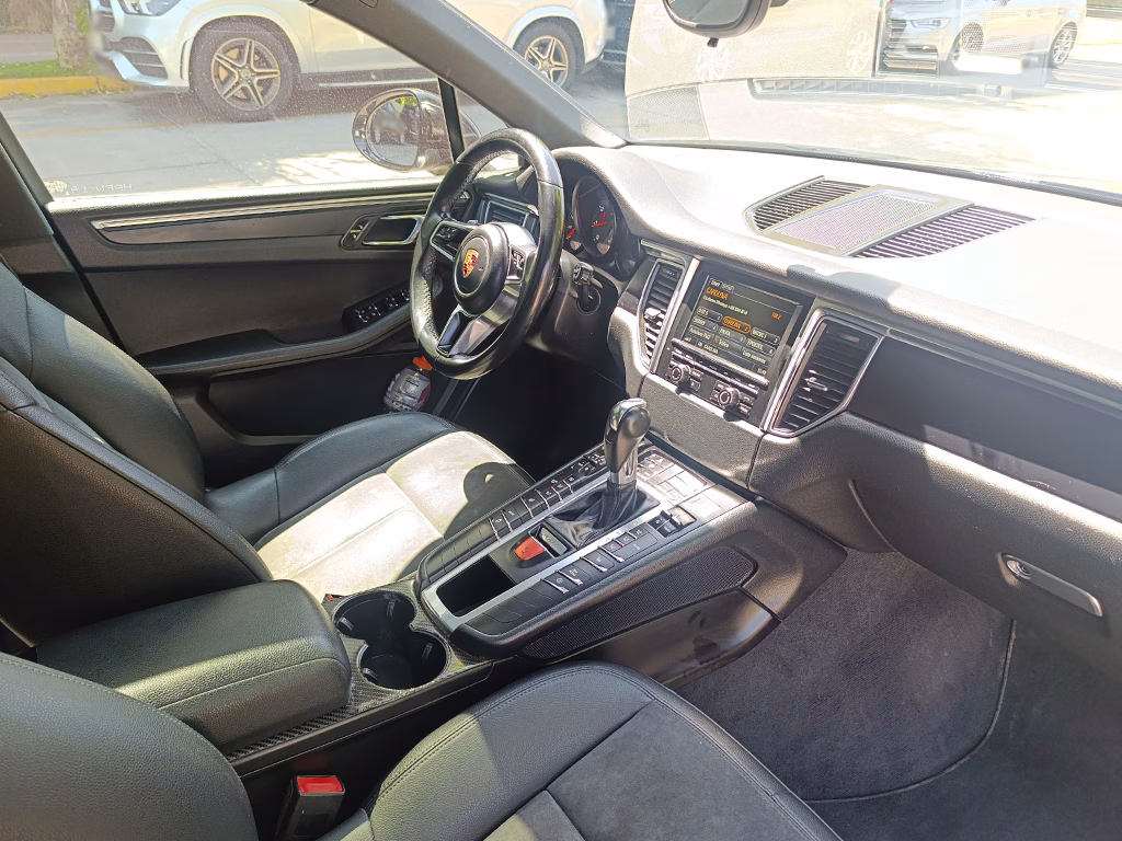 Porsche Macan R4 año 2016