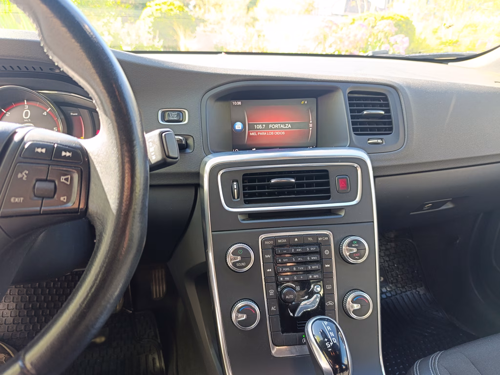 Volvo S60 D2 Confort año 2019