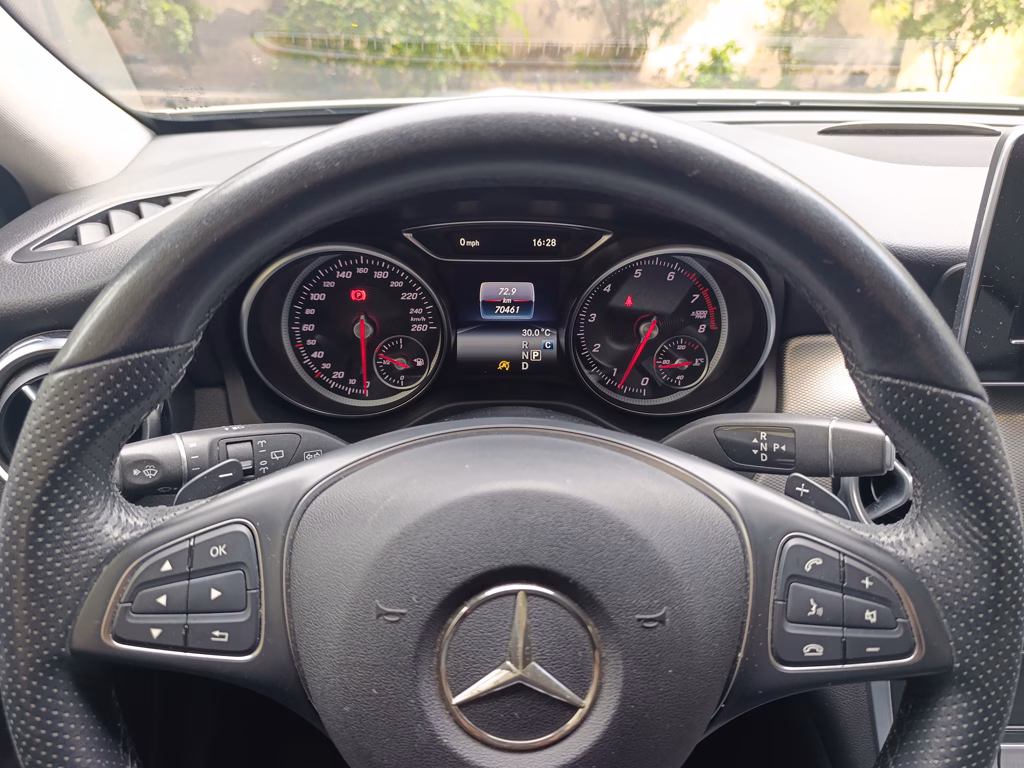 Mercedes Benz Gla 200 Gla200 año 2020