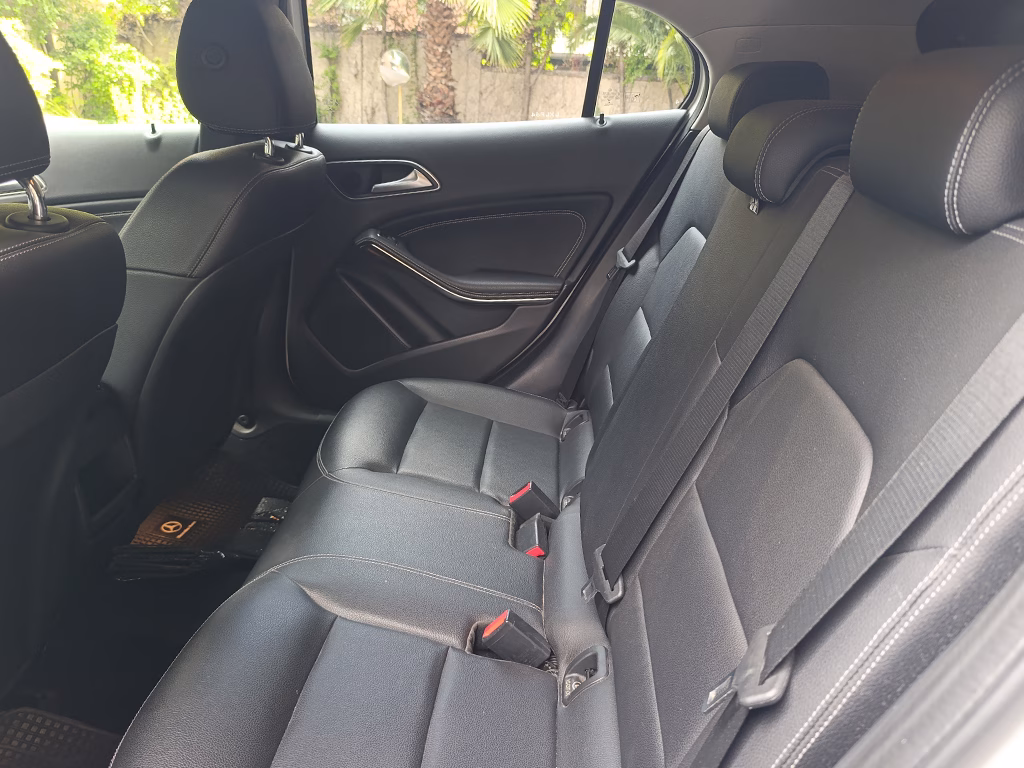 Mercedes Benz Gla 200 Gla200 año 2020