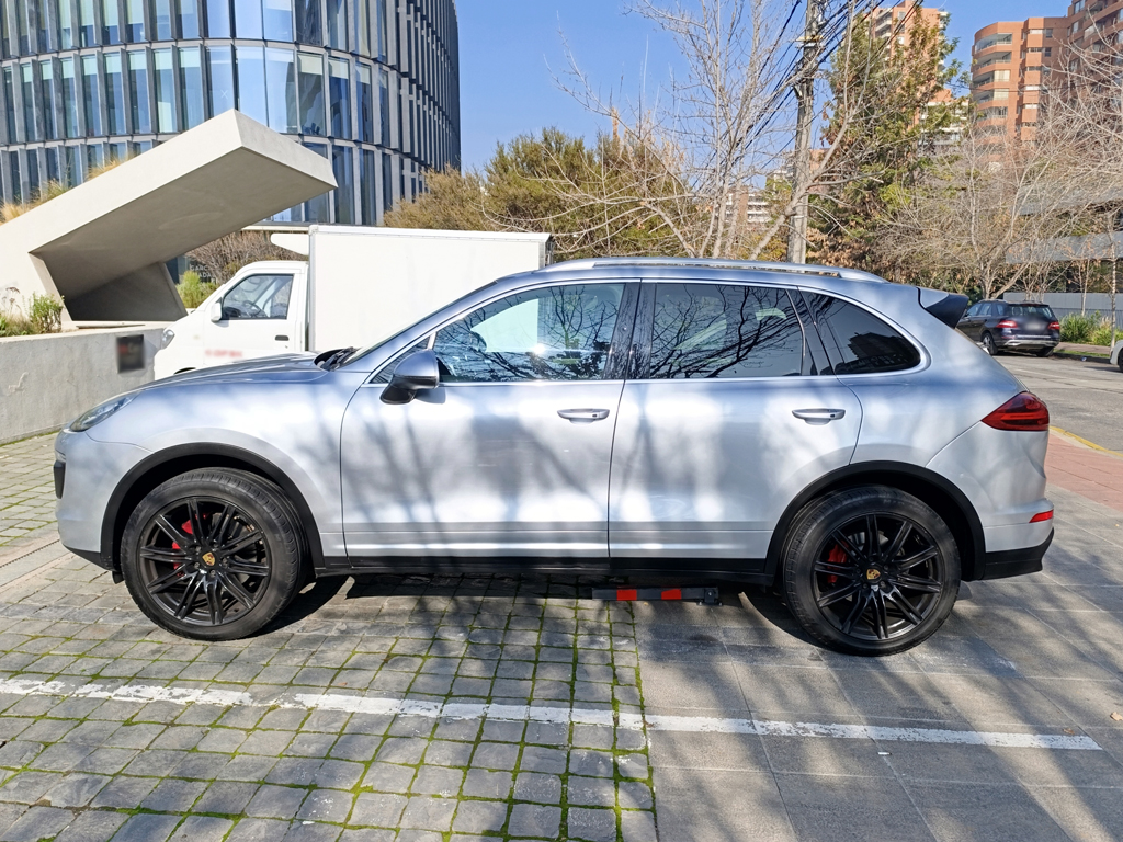 Porsche Cayenne V6 E2 año 2016