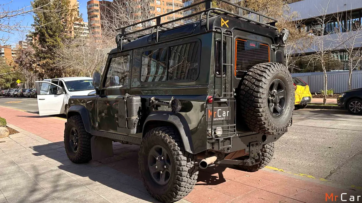 Land Rover Defender 90 Puma año 2008