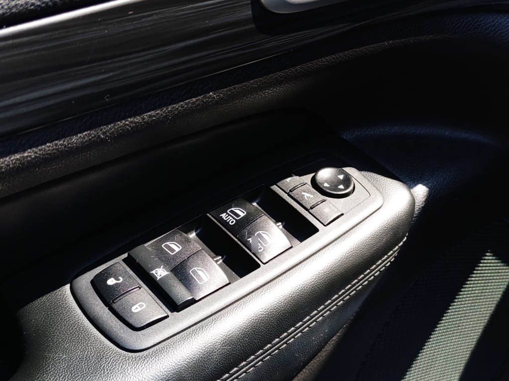 Jeep Grand Cherokee Laredo 4x4 año 2019