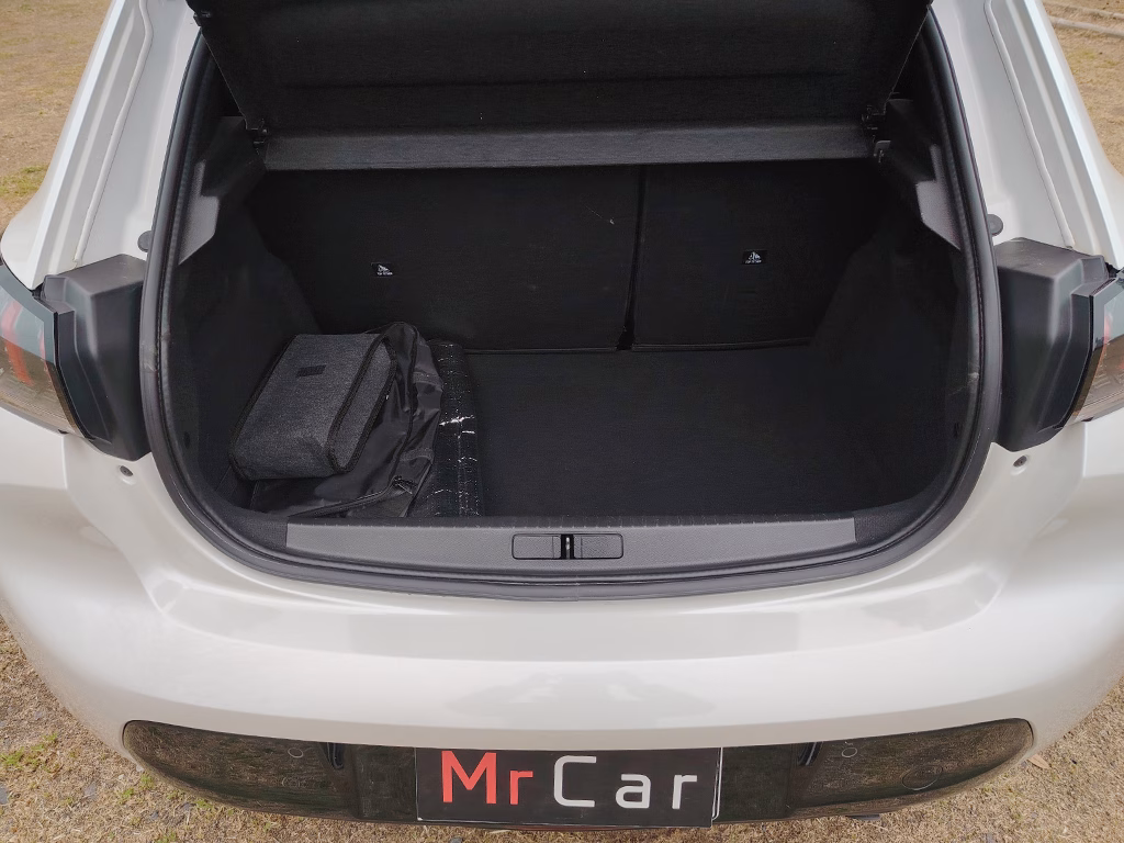 Peugeot 208 1.2 Active Pack año 2022
