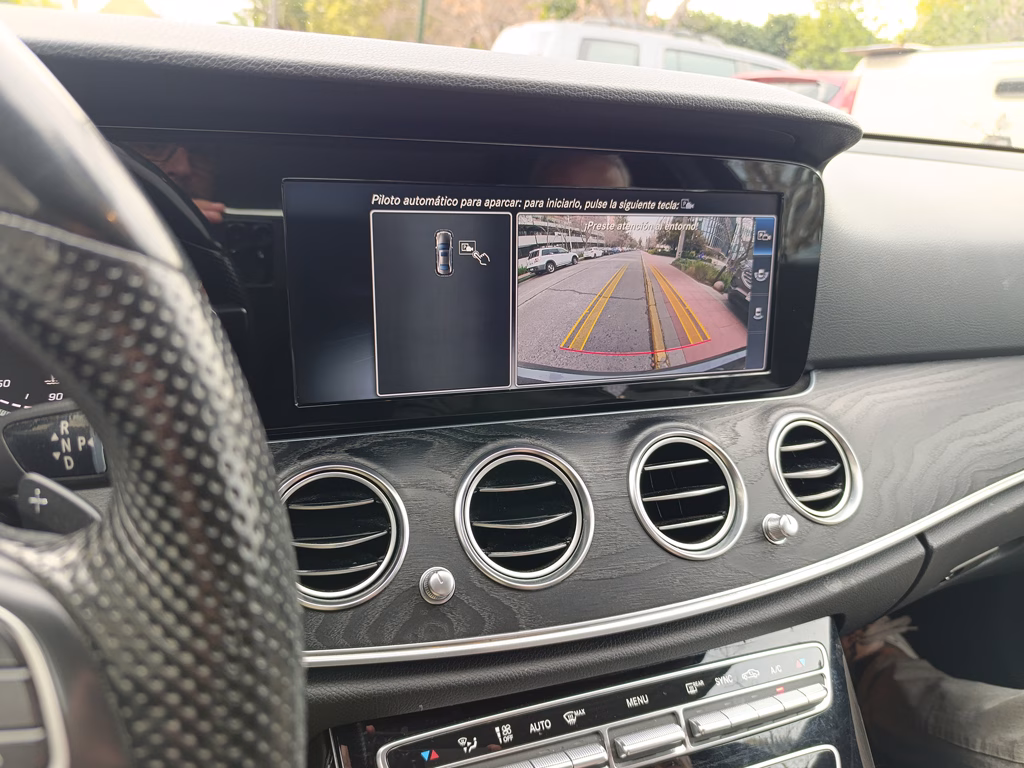 Mercedes-Benz E220 D No Se La Version año 2017