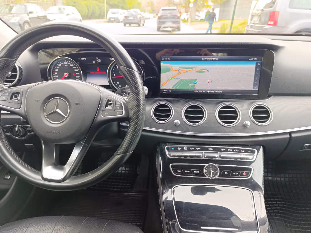 Mercedes-Benz E220 D No Se La Version año 2017