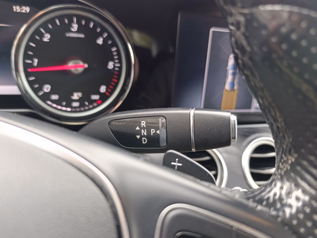 Mercedes-Benz E220 D No Se La Version año 2017