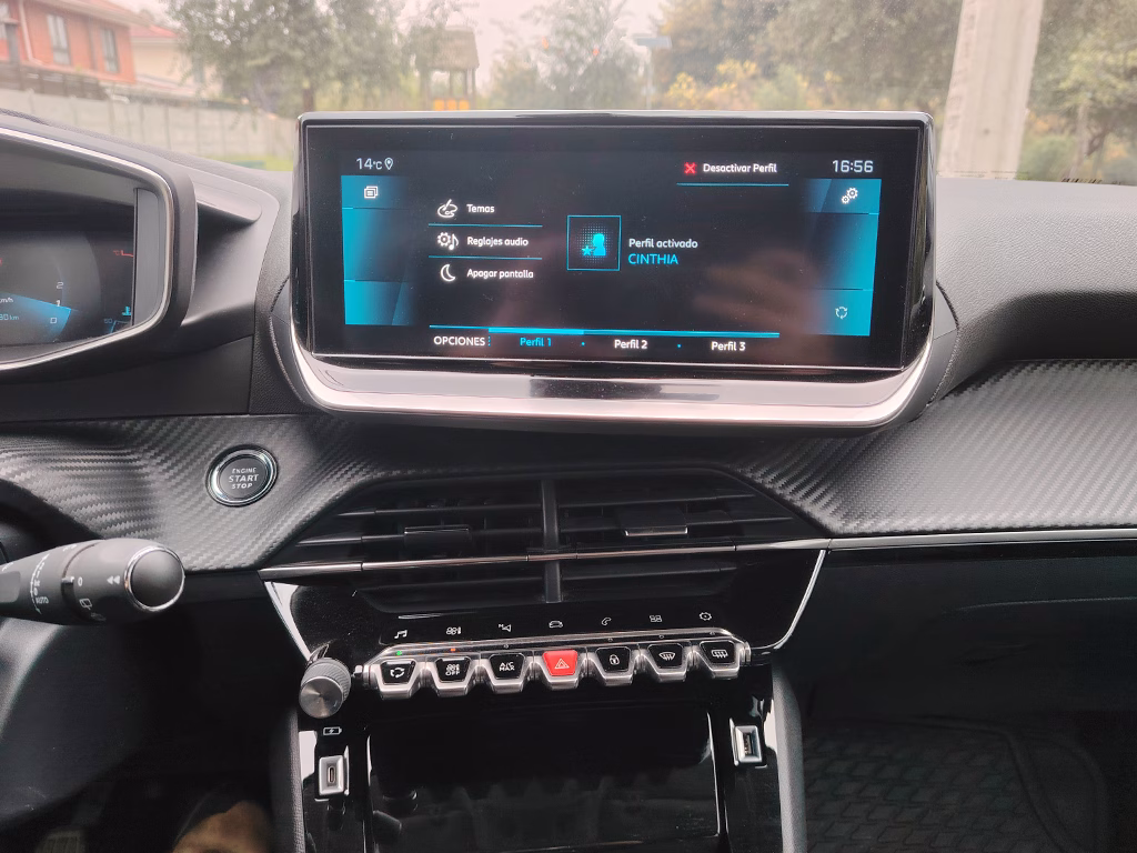 Peugeot 208 1.2 Active Pack año 2022