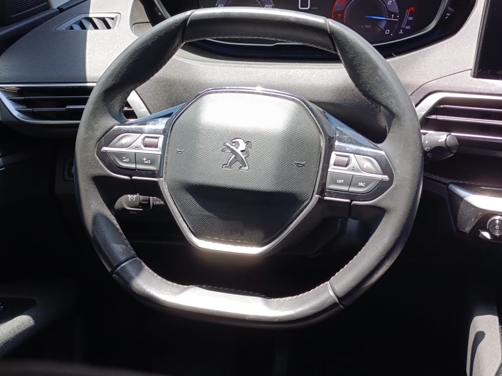 Peugeot 3008 Allure Pack año 2022