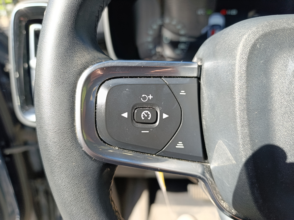 Volvo Xc40 T4 año 2022
