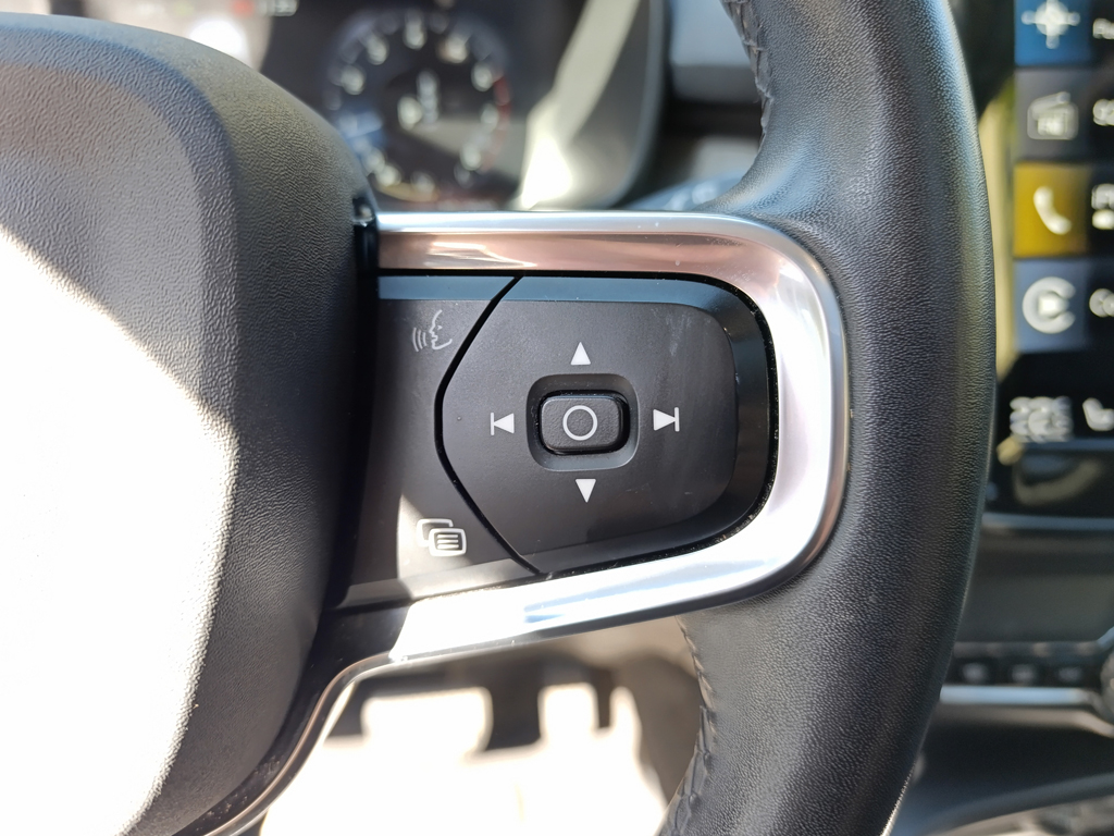 Volvo Xc40 T4 año 2022