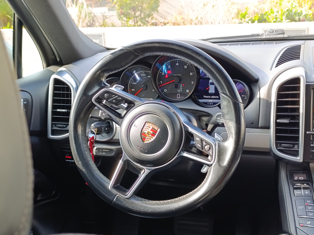 Porsche Cayenne V6 E2 año 2016