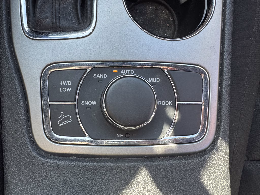 Jeep Grand Cherokee Laredo 4x4 año 2018
