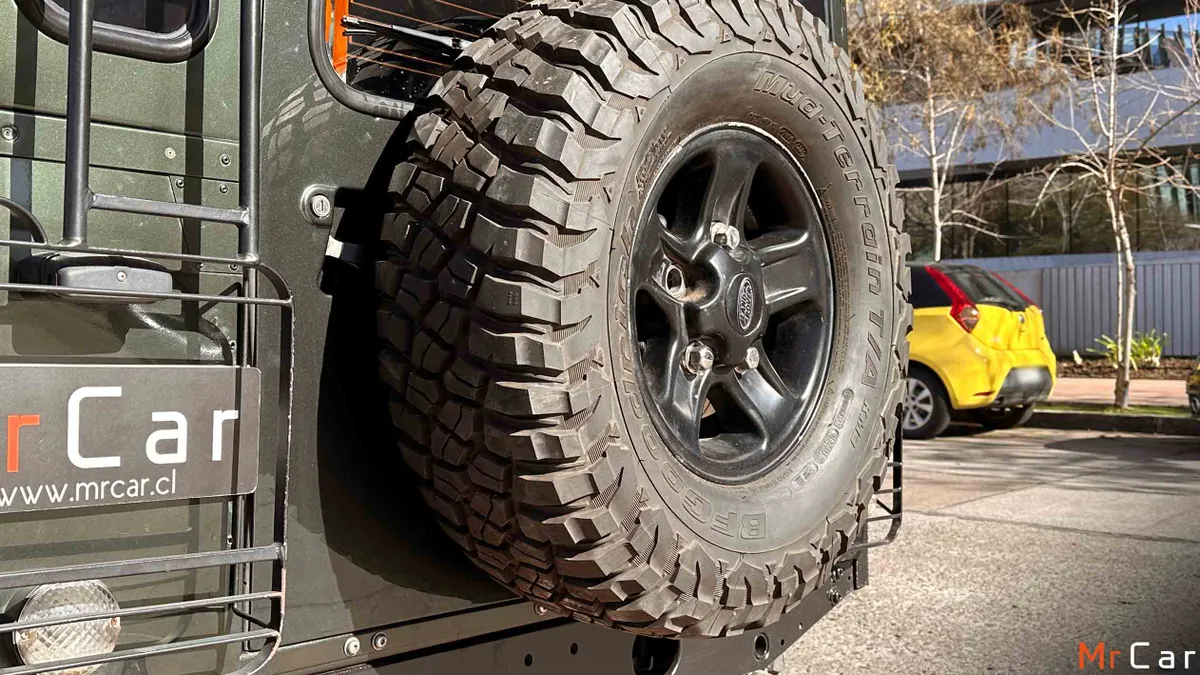 Land Rover Defender 90 Puma año 2008