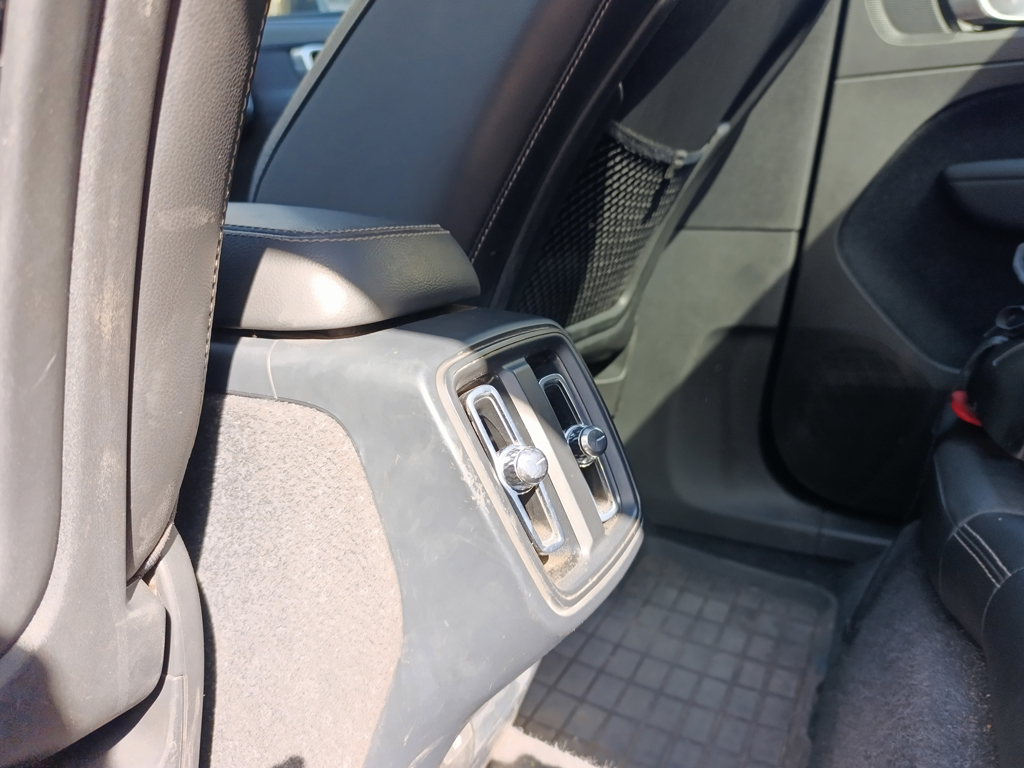 Volvo Xc40 T4 año 2022