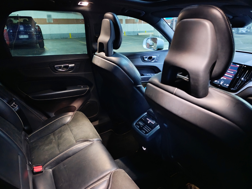 Volvo Xc60 T6 R-Design año 2018