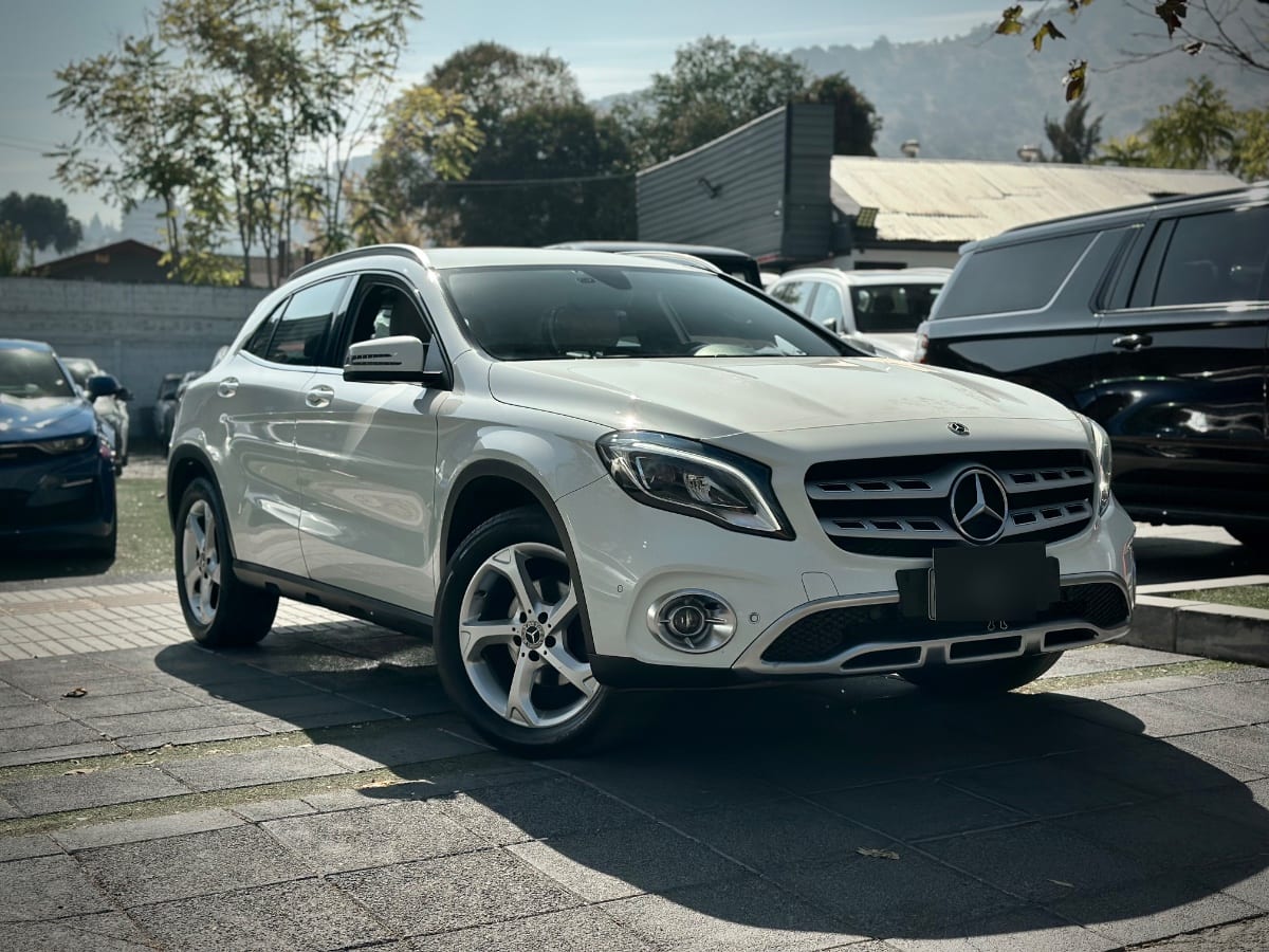 Mercedes-benz Gla 200 D año 2018