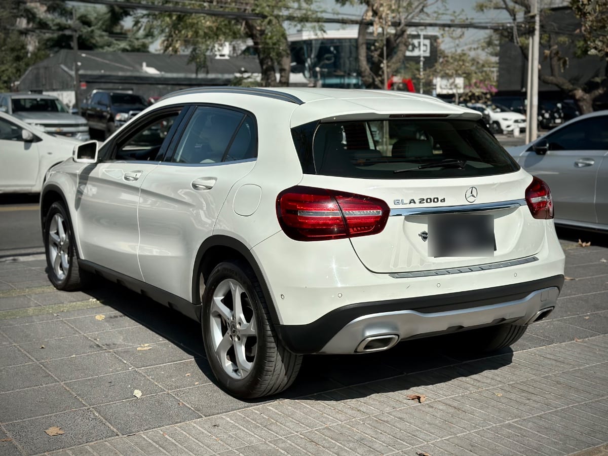 Mercedes-benz Gla 200 D año 2018