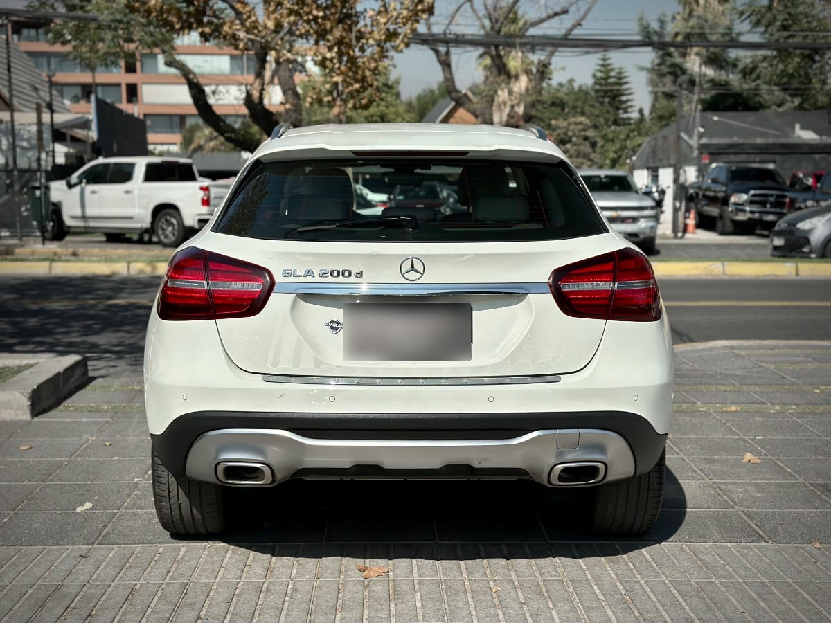 Mercedes-benz Gla 200 D año 2018