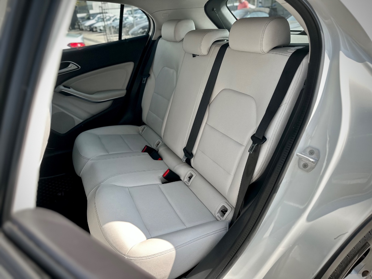 Mercedes-benz Gla 200 D año 2018