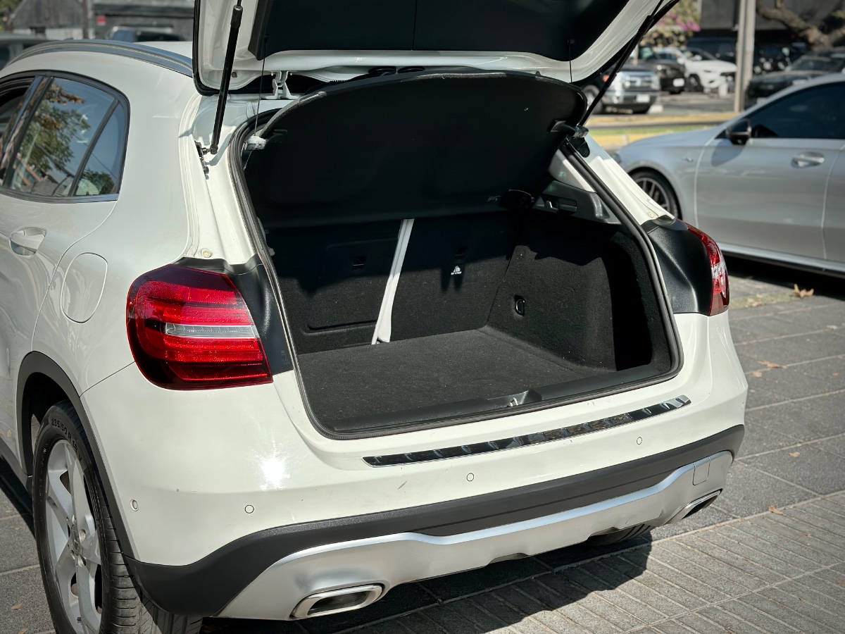 Mercedes-benz Gla 200 D año 2018