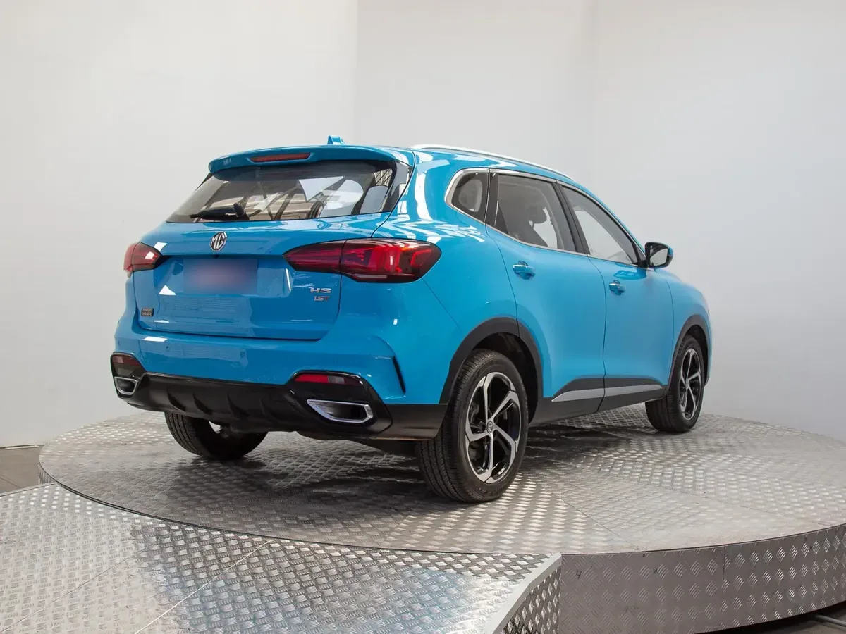 MG NEW HS New Mg Hs 1.5t Dct Trophy año 2024
