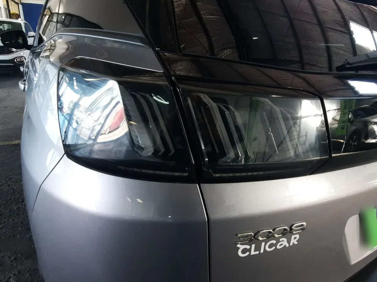 Peugeot 3008 1.5 Allure Pack Bluehdi 130 4x2 Eat8 5p año 2024