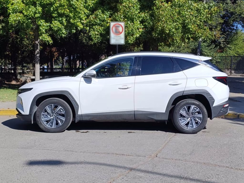 Hyundai Tucson Híbrido año 2023