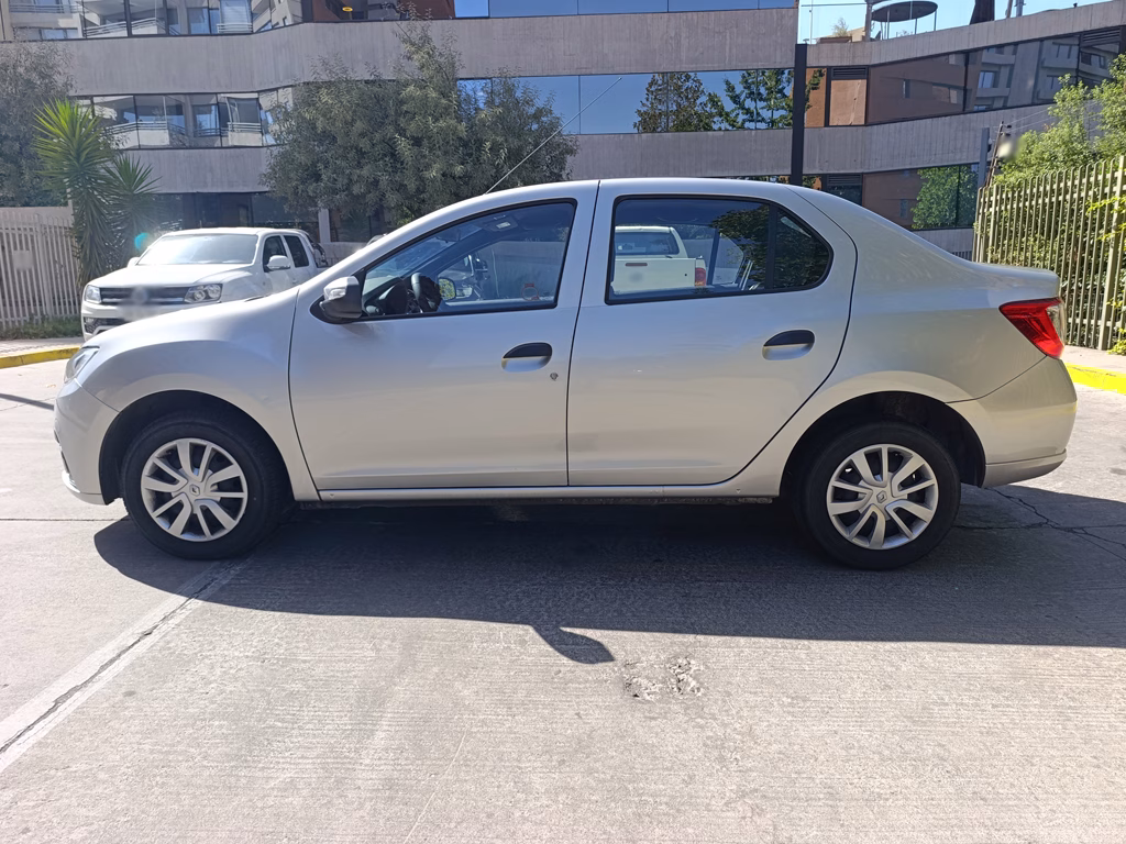 Renault Symbol Zen año 2023