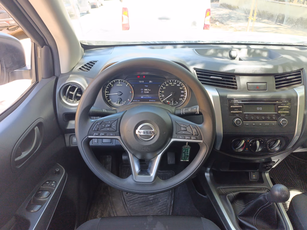 Nissan Navara Dcab año 2022