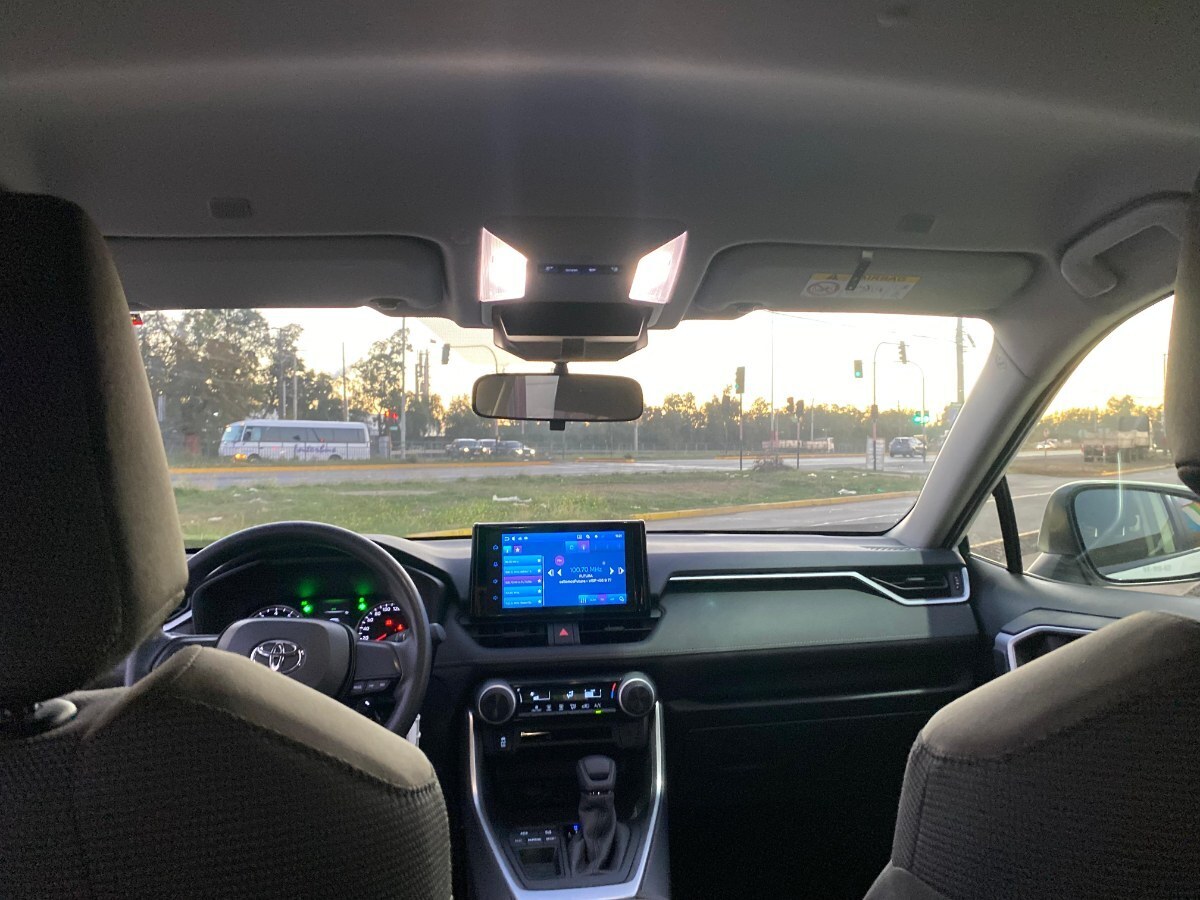 Toyota Rav 4 2.0 4x2 Cvt año 2025