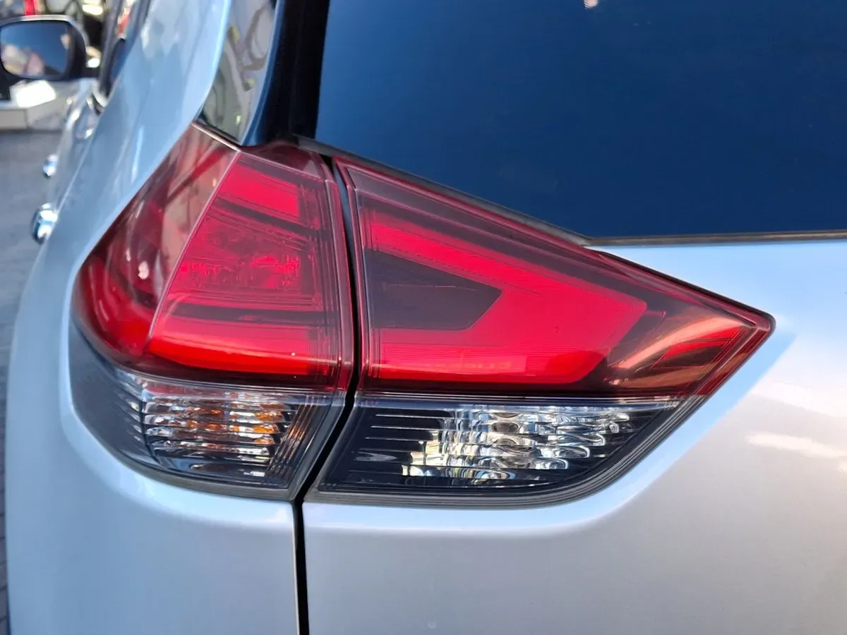 Nissan X-Trail 2.5 Exclusive 4x4 Cvt At 5p año 2020
