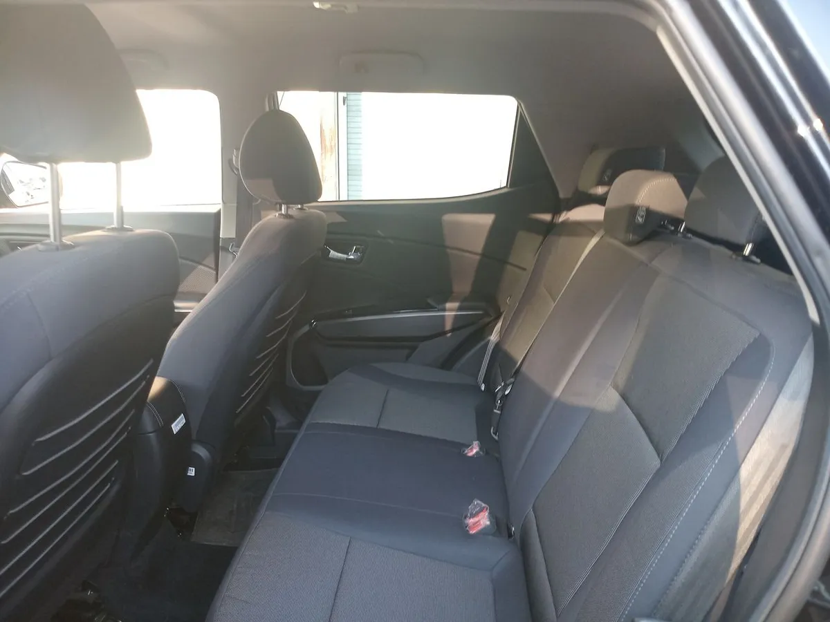 Ssangyong Tivoli 1.5t Gdi Edicion Limitada At 5p año 2024