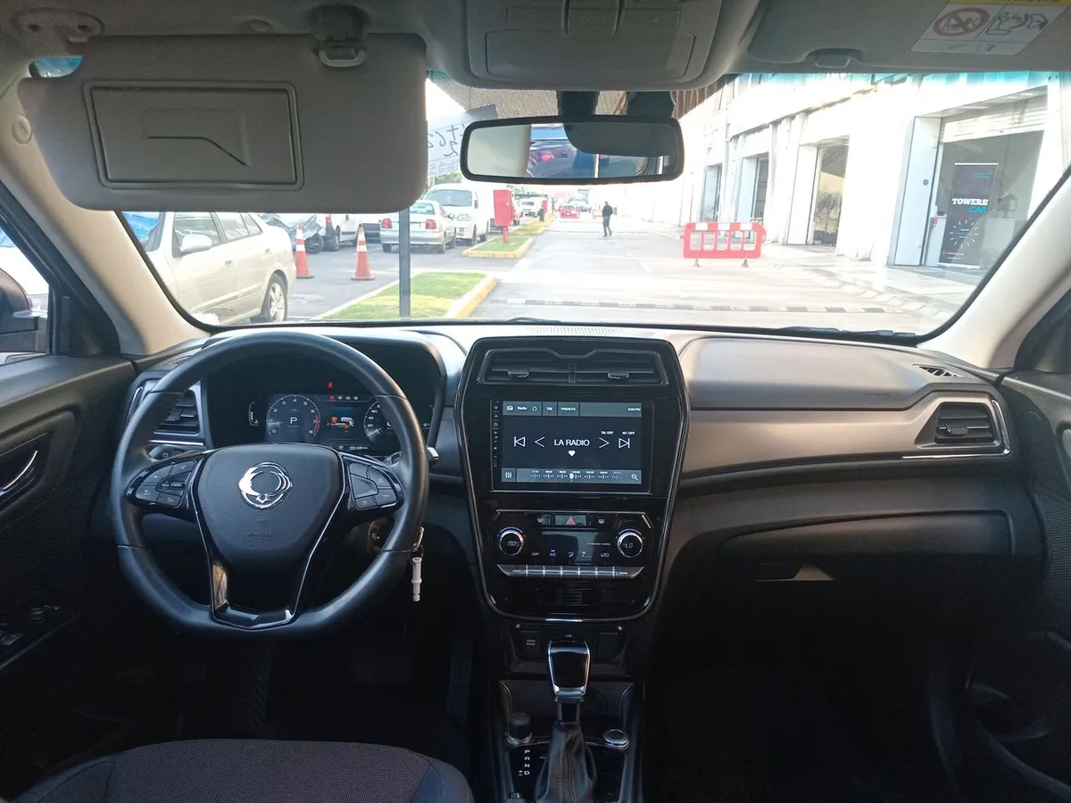 Ssangyong Tivoli 1.5t Gdi Edicion Limitada At 5p año 2024