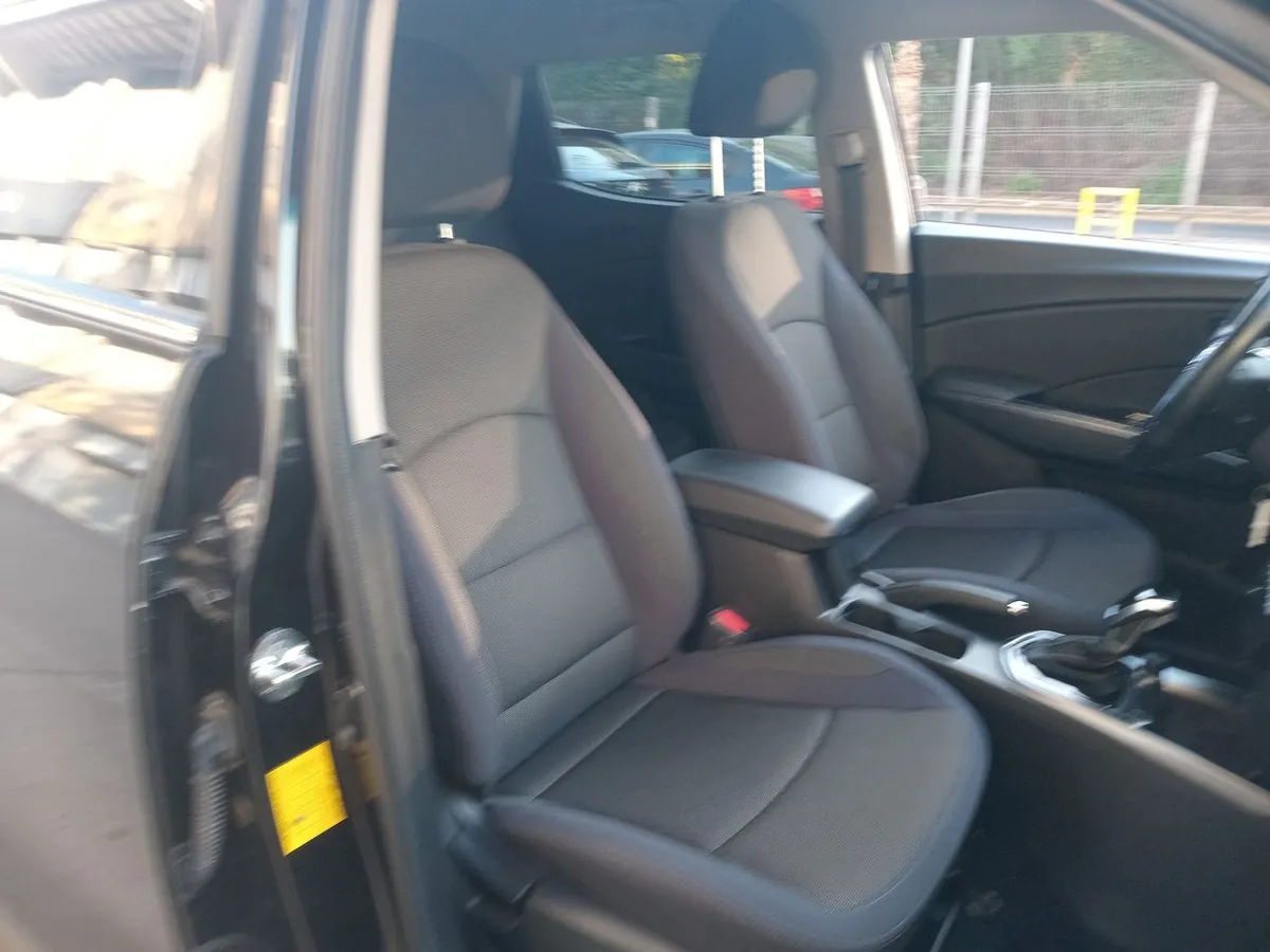 Ssangyong Tivoli 1.5t Gdi Edicion Limitada At 5p año 2024
