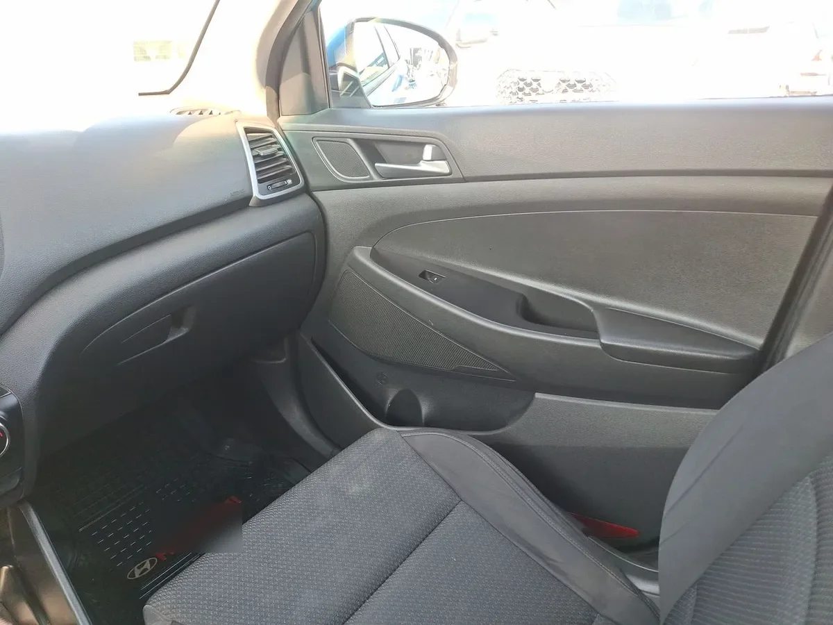 Hyundai Tucson 2.0 Crdi Diesel Advance 4x2 At 5p año 2018