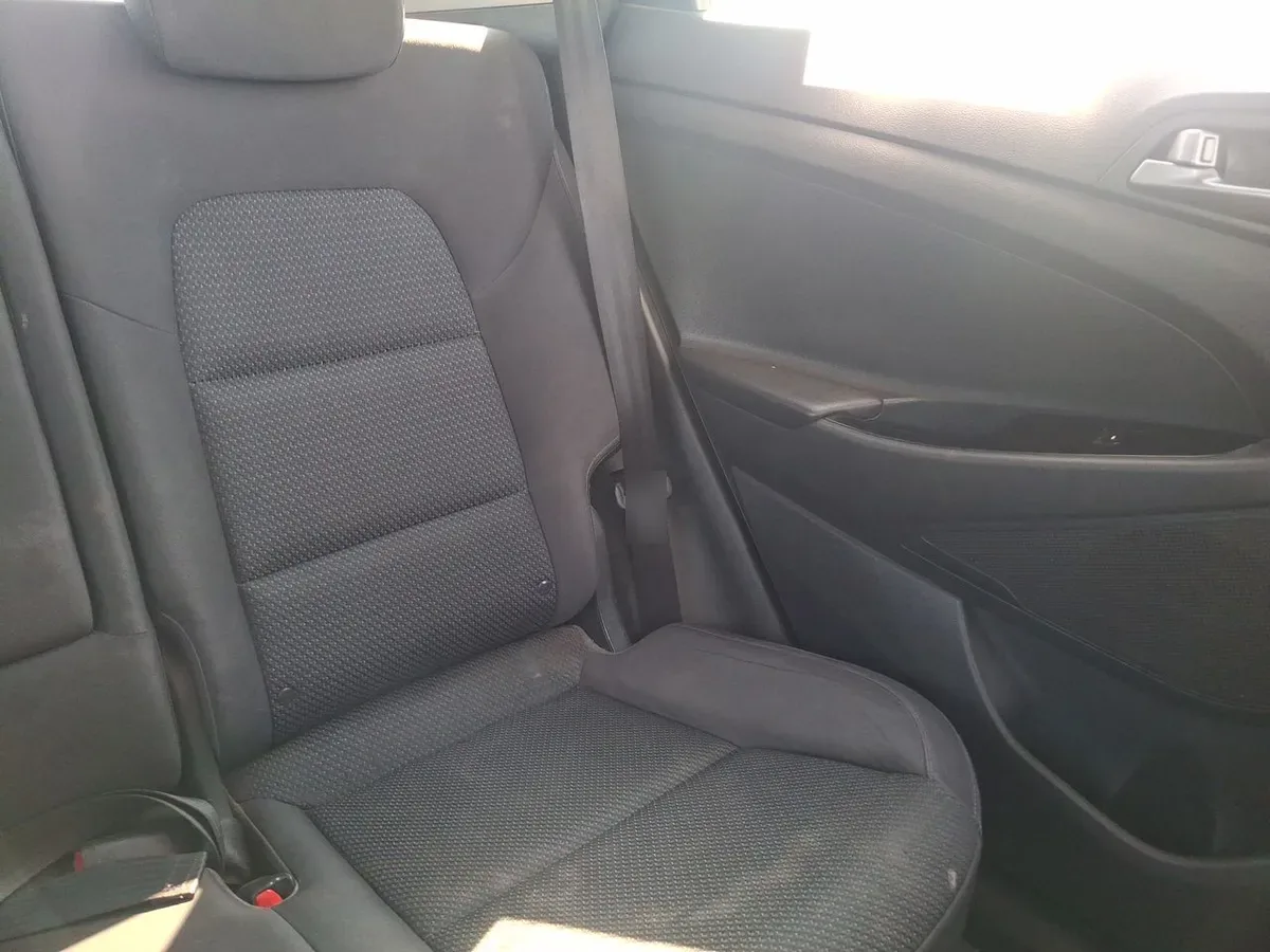Hyundai Tucson 2.0 Crdi Diesel Advance 4x2 At 5p año 2018