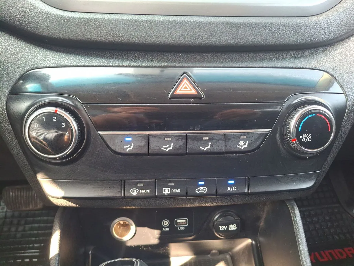 Hyundai Tucson 2.0 Crdi Diesel Advance 4x2 At 5p año 2018
