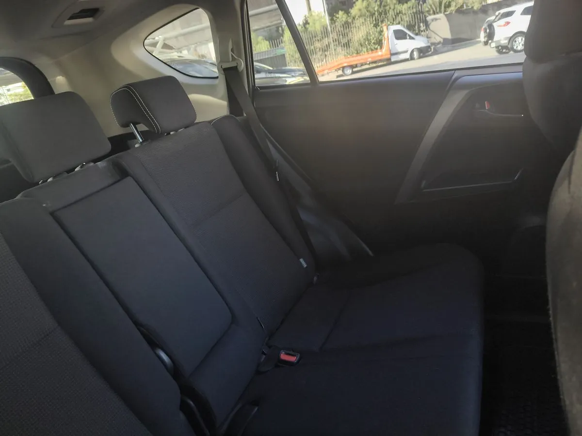 Toyota Rav 4 2.0 4x2 Super Lujo Cvt At 5p año 2019